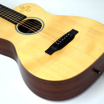 Martin Ed Sheeran 3 Divide ÷ Signature Edition Little Martin