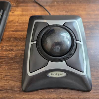 Kensington  Expert Trackball USB Mouse #K64325 Scroll Wheel   Black/Silver image 1
