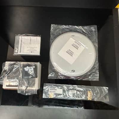 Unplayed DW DWe 10x5 Side Snare Bundle + Clamp WMP image 3