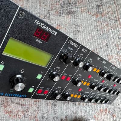 Studio Electronics SE-1 - Analog Minimoog style Synth image 7