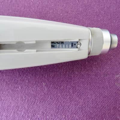 Sennheiser MD 421-N Cardioid Dynamic Microphone image 10