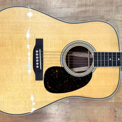 Martin Standard Series HD-35 2025 Acoustic Guitar Natural image 4
