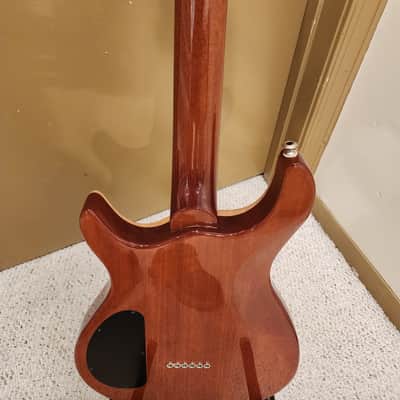Carvin CT6 Beautiful Quilt Honey Burst image 16