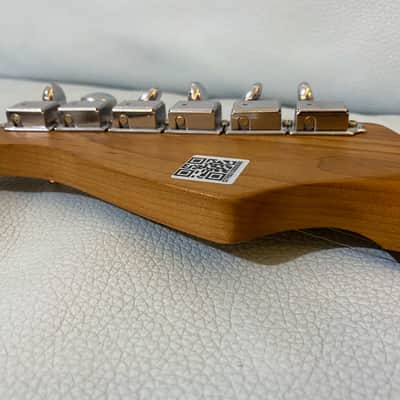 GTRS S800 Intelligent Electric Guitar with GWF4 Footswitch image 19