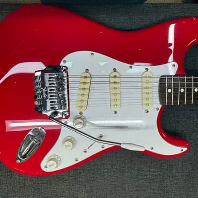 Squier Standard Stratocaster with System I Tremolo and Rosewood Fretboard 1987 - 1988 Torino Red image 2