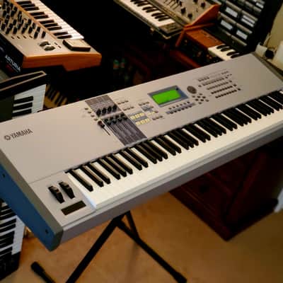 CERTIFIED!!! YAMAHA MOTIF ES8 FULLY INSPECTED/SERVICED AND IN AMAZING CONDITION! image 1