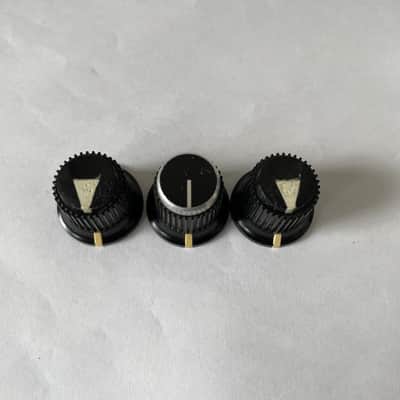 Three Original Peavey Knobs for Silver Stripe amps Bandit 112... image 4