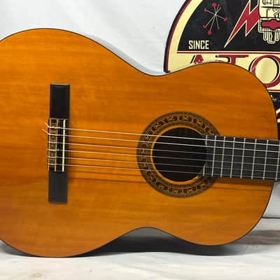 Alvarez Regent 4103 Classical Acoustic Guitar image 2