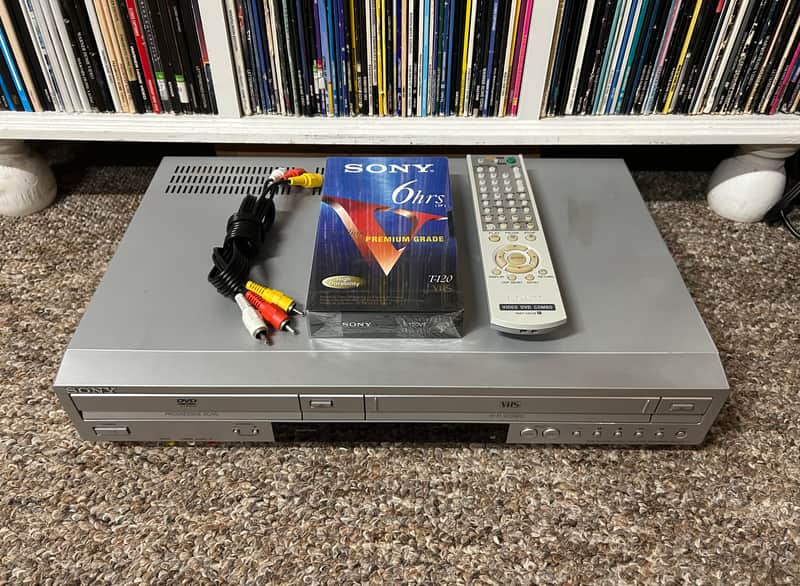 Sony SLV-D271P DVD/VHS Player VCR Recorder Combo w/ Remote & Cables TESTED ✅