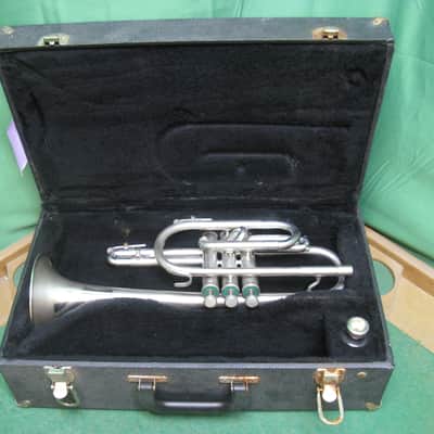 Holton Super Collegiate Silver Cornet 1955 - Reconditioned - Case & Bach 7C MP image 4