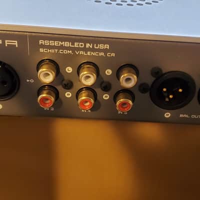 Schiit Freya Plus  2021 Silver image 9