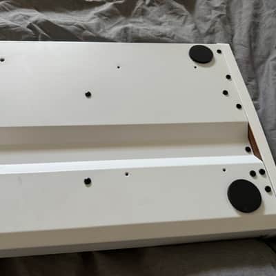 Arturia KeyLab 88 MkII MIDI Controller 2019 - Present - White image 9