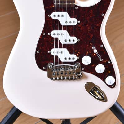 G&L Comanche Olympic White image 2