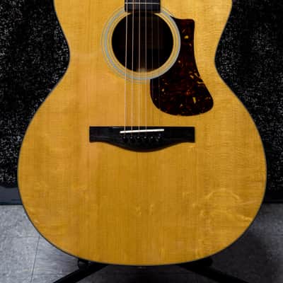 Eastman AC122-1CE-DLX Gloss Solid Acoustic Electric Grand Auditorium Guitar with Gig Bag image 2