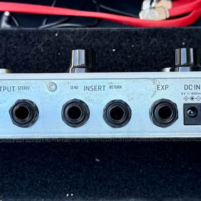 TC Electronic TC Electronics Plethora X5 Multi-Effects Pedal Board - White image 4