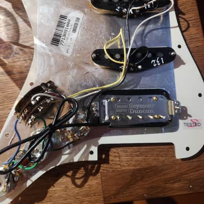Fender Mim loaded pickguard with seymour Duncun humbucker image 2