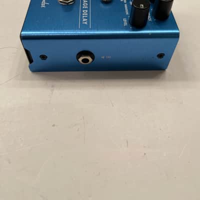 Fender Mirror Image Delay Digital Analog Tape Echo Guitar Effect Pedal image 4