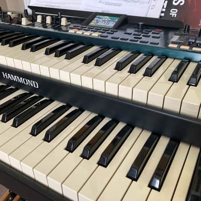Hammond SKX Pro 61-Key Dual Manual Stage Organ 2021 - Present - British Green image 3