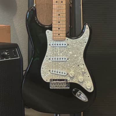Fender American Standard Stratocaster in Black w/ Original Hard Shell Case 2010 image 10