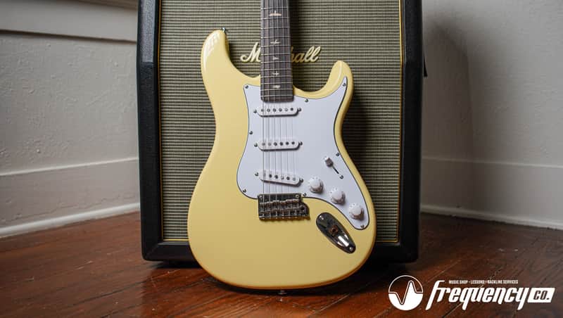 PRS Silver Sky SE with Rosewood Fretboard in Moon White - 2022