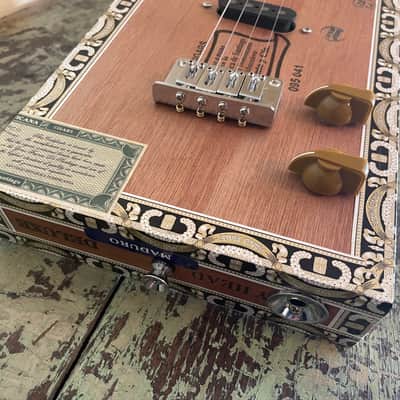 Taconic #208 4 String Electric Cigar Box Concert Ukulele - Arturo Fuente Curly Head - Video image 5