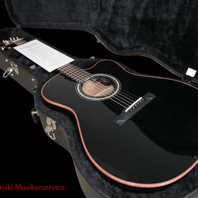 Knaggs Patuxent T3 2021 Black with pink binding image 1