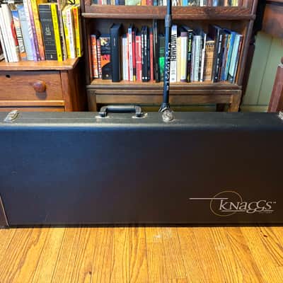 Knaggs Honga T2 2017 - satin image 15