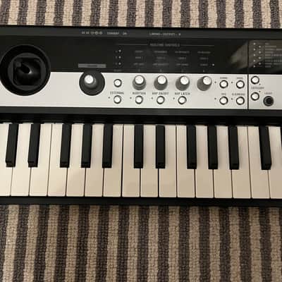 Korg microSTATION 2011 - Present - Black image 3