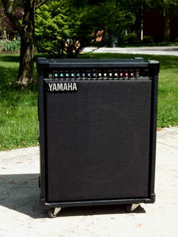 Yamaha B100-115 III | Reverb
