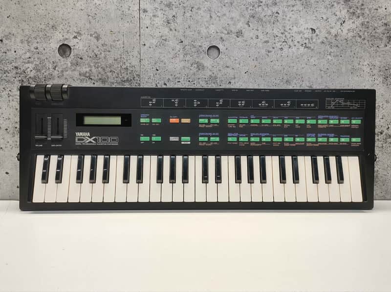 Yamaha DX100 Programmable Algorithm Synthesizer | Reverb Canada