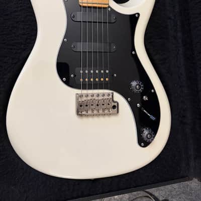 PRS DC-3 with Maple Fretboard 2011 Antique White image 2