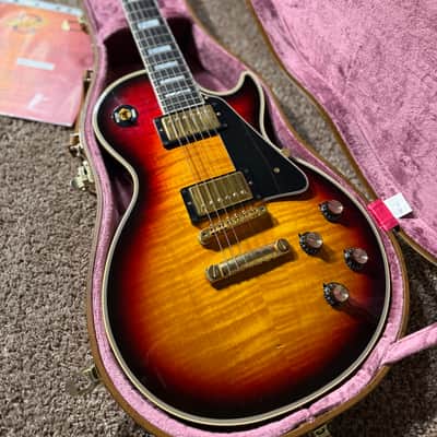 Gibson 2006 Custom Shop '68 Les Paul Custom Reissue - Tri-Burst image 23