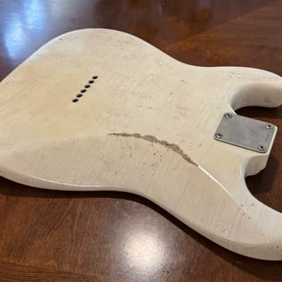 NOS Relic Alder MJT Hardtail Stratocaster Body only 4 lbs 6 oz with Fender Hardware! image 12