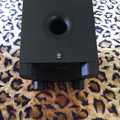 Yamaha HS10W Powered 120W 8" Studio Subwoofer image 2