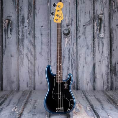 Fender American Professional II Precision Bass with Rosewood Fretboard 2020 - Present Dark Night image 4