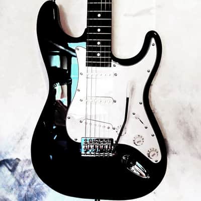 🎸+Amp! Unmarked S Series Electric Guitar +Whammy / Tremolo +Rosewood FB +Soft Case/Gg Bag +Strap +Cable +Pick!🎸 image 3