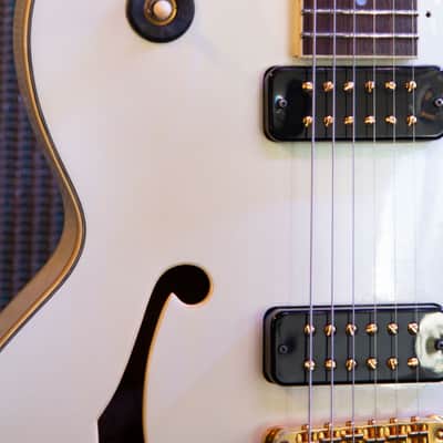 Yamaha AES1500 1988 - White image 2