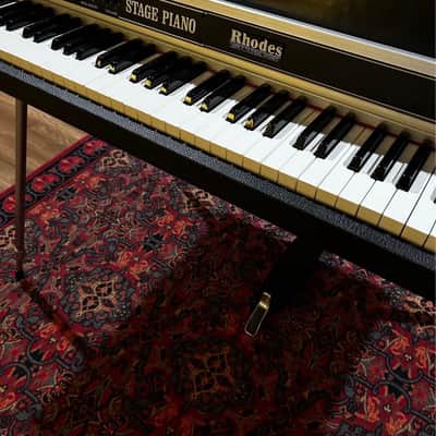 Rhodes Mark II Electric Stage Piano 73-Key image 2