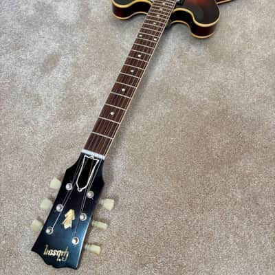 Gibson Custom Shop ES-335 ’61 Reissue VOS Sunburst image 2
