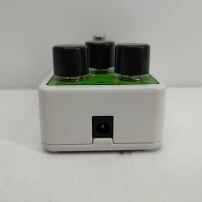 Electro-Harmonix Nano Bass Big Muff Pi Distortion / Sustainer 2014 - Present - Green / Black image 4