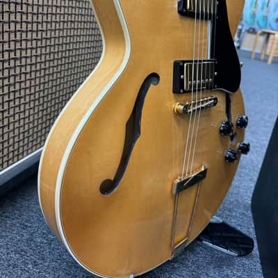 Gibson ES-135 2002 - Gold Hardware Natural image 5