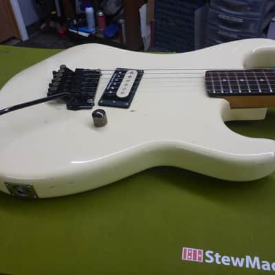 Kramer Player Grade Baretta I : Leveled ,Crowned & Dressed Frets 1985 - white image 2