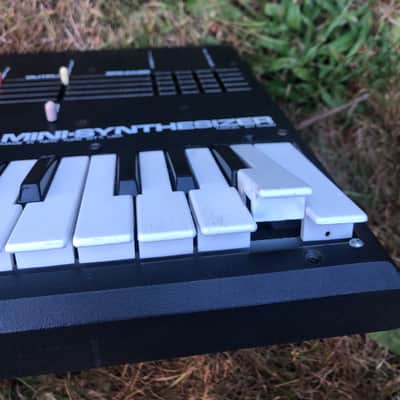 Electro-Harmonix EH0400 Mini Synthesizer 1970s - Black image 5