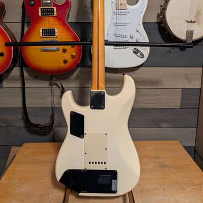 Casio MG-510 Electric Guitar MIDI Synth Controller 1980s White Very Good Condition image 20