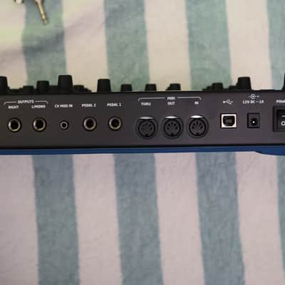 Novation Peak 8-Voice Polyphonic Synthesizer image 11