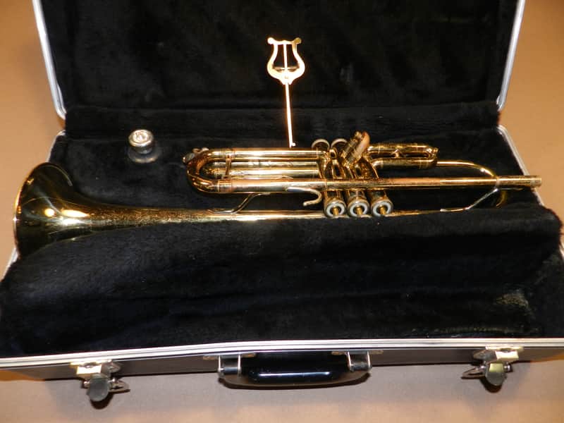 Bach TR300 Student Trumpet | Reverb