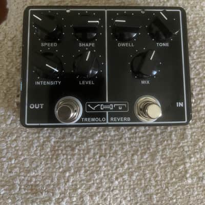 VHT AV-MV1 Melo-Verb Tremolo and Reverb Pedal | Reverb Canada