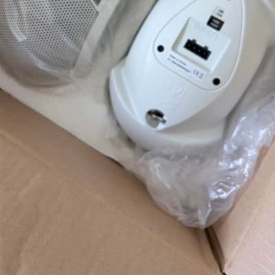 Electro-Voice EVID 3.2TW - Catalog #301045-004 2004-2020 - White image 5
