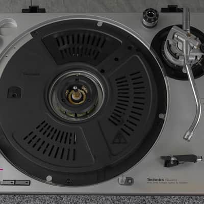 Technics SL-1200MK2-A Silver Direct Drive DJ Turntable in Good condition image 6