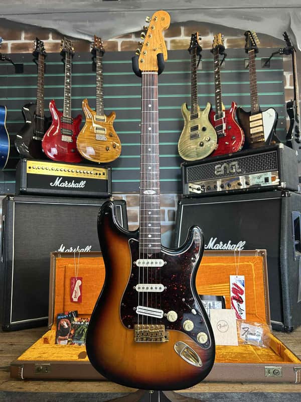 Fender '97 Collector's Edition Stratocaster | Reverb Canada